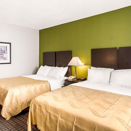 Quality Inn Stateline Wendover Bagian luar foto