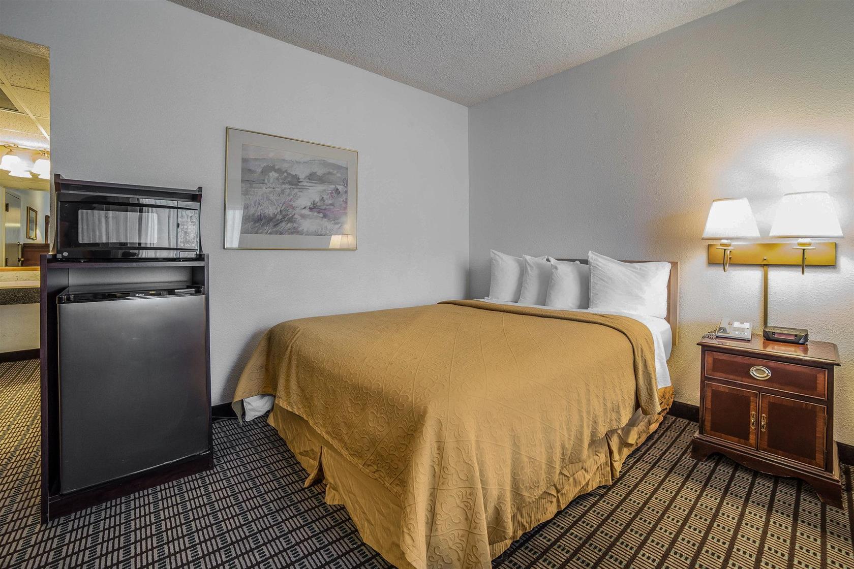Quality Inn Stateline Wendover Bagian luar foto