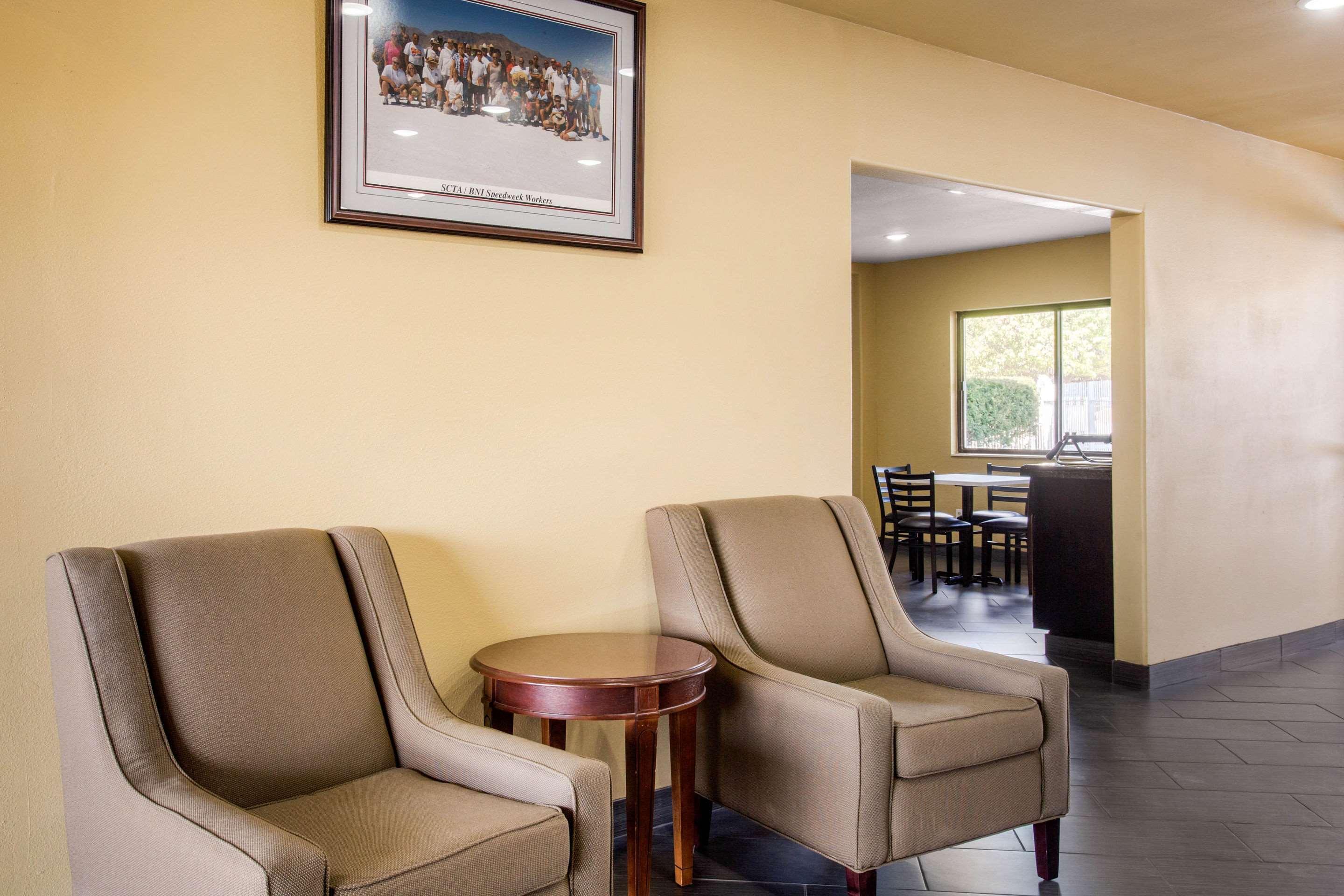 Quality Inn Stateline Wendover Bagian luar foto