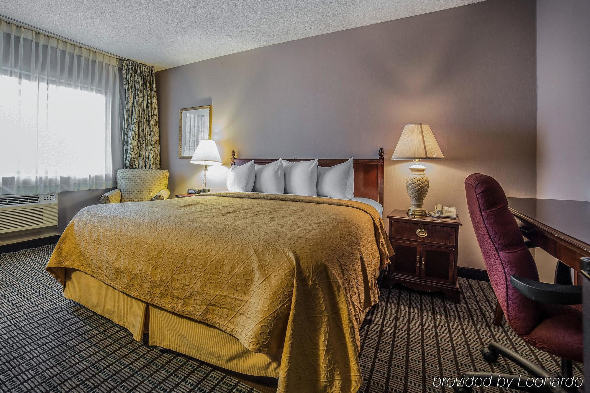 Quality Inn Stateline Wendover Bagian luar foto